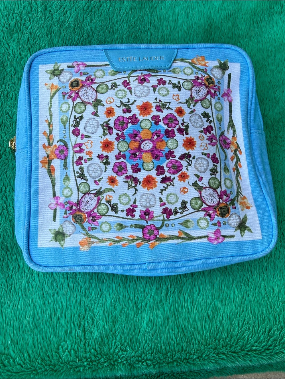 Estee Lauder-Retro style floral cosmetic bag 7”x7”